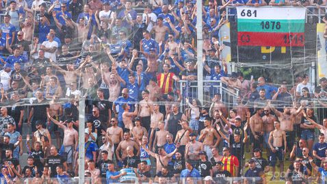 Нападналите фенове на Левски в Скопие не са били футболни хулигани