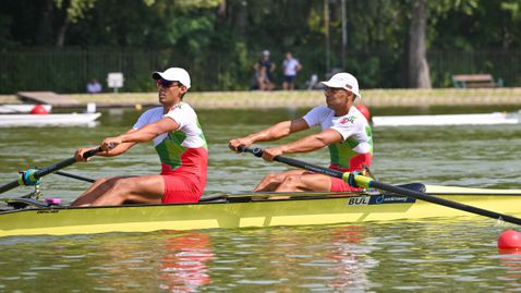 Иван Янкулов и Цветомир Малинов с 6-о място на Световното първенство по гребане за младежи в Пловдив