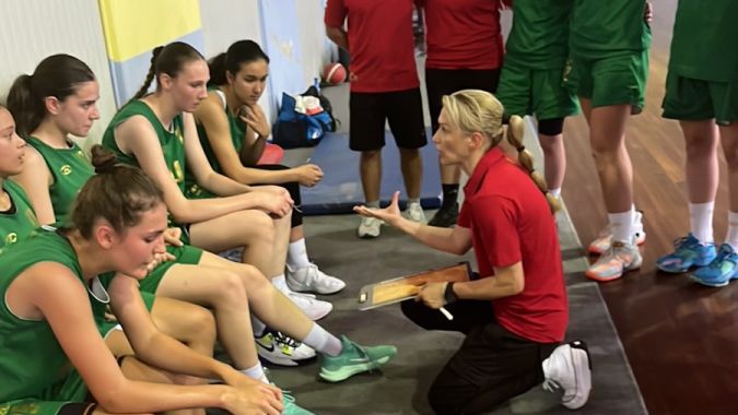 Момичетата U16 загубиха от Гърция