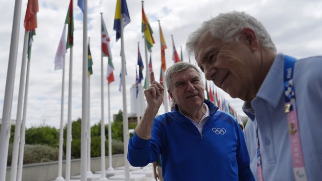 Олимпийските спортисти призоваха за мир от Париж, Томас Бах ги насърчи: Вие сте посланиците на мира