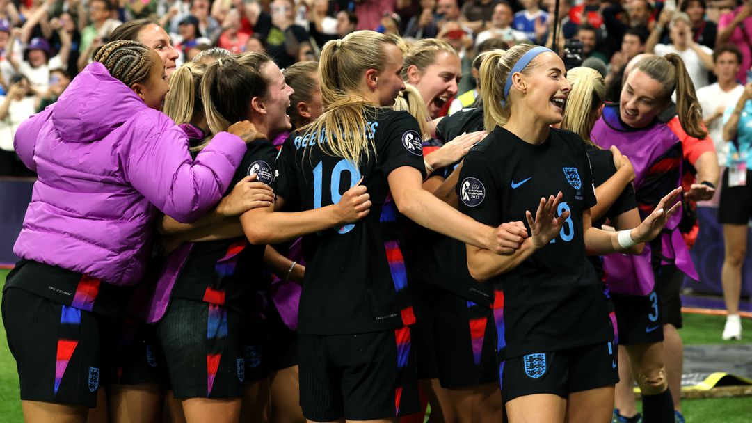 Англия е на финал след нова запомняща се драма, сълзите са за Италия