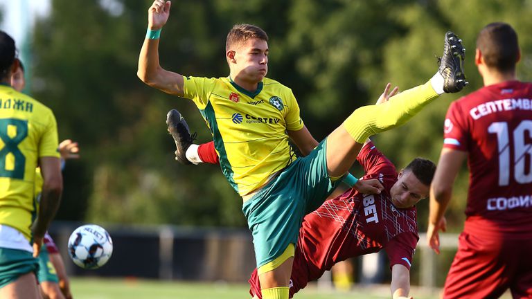  Добруджа отпраща аржентинец 