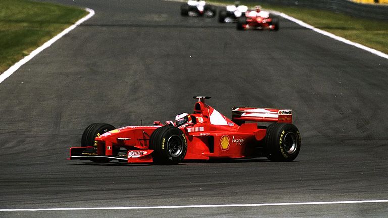 Един от автомобилите на Михаел Шумахер от сезон 1998 във