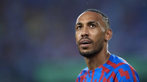  Манчестър Юнайтед може да изпревари Челси за Обамеянг 