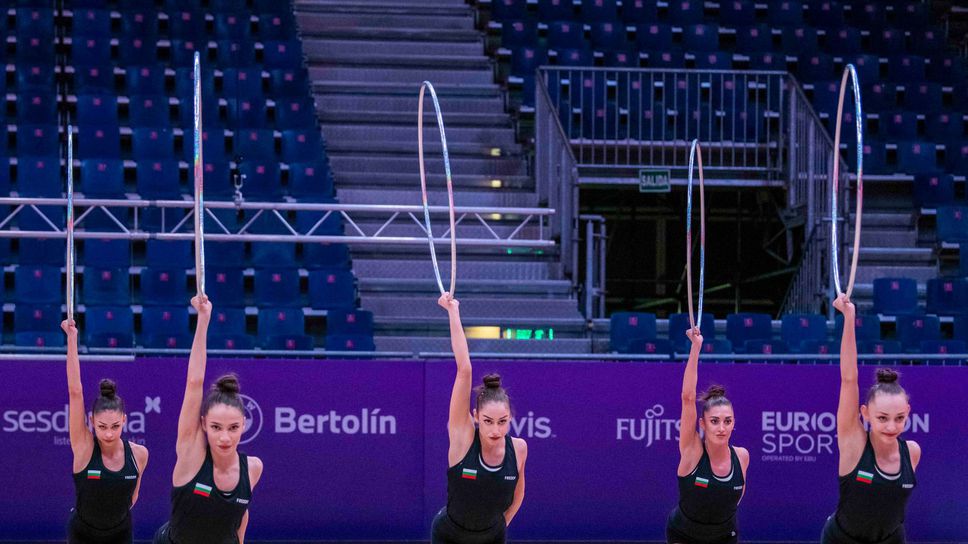 12 състезателки попаднаха в националния отбор по художествена гимнастика за девойки