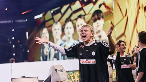 FUT сломи FURIA в Париж и се класира за първия голям финал в историята си