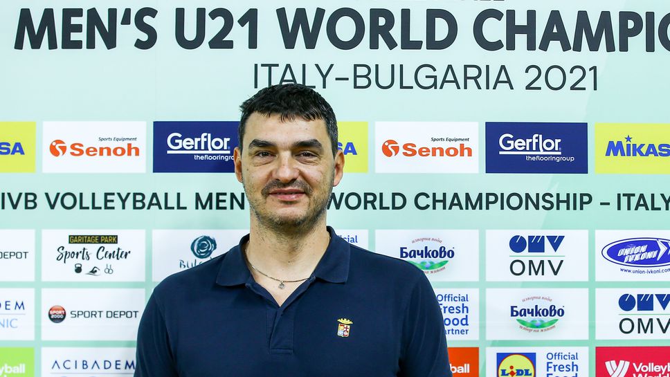 Владо Николов за недопускането дори на ваксинирани фенове в залата: Спортът не е на заден план, извън плановете е 🏐