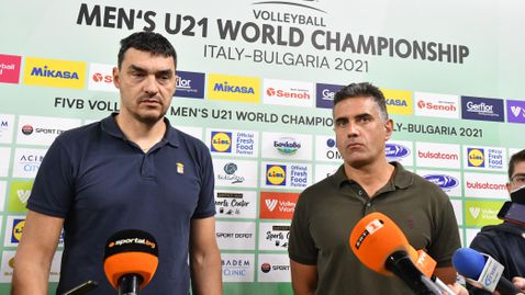 Давид Давидов и Владо Николов призоваха властите да допуснат фенове в залата на СП по волейбол в София 🏐