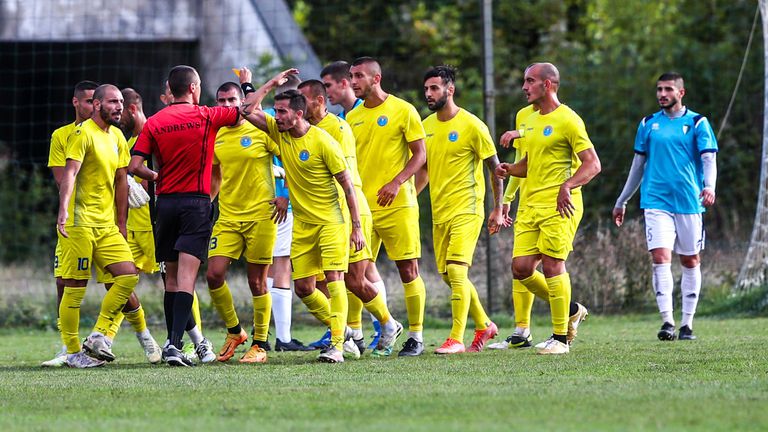 Марица Пловдив и Спортист Своге не излъчиха победител в дербито