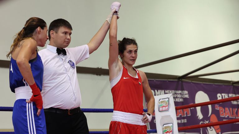 Светлана Каменова спечели Купа Балкан Водещата ни боксьорка в категория
