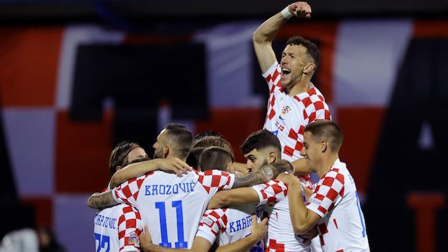 Хърватия излезе на върха във временното класиране на група 1