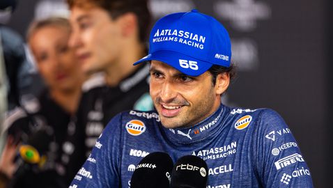  Сайнц отхвърли да бъде сравняван с Хамилтън след първия си подиум с Уилямс 