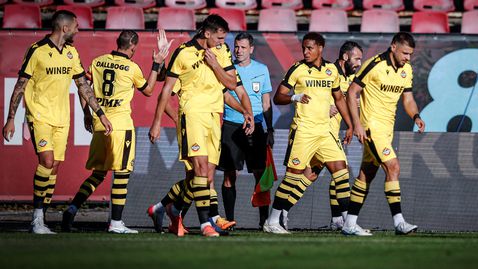 Проблем за Ботев (Пд): защитник претърпя операция, още трима са с контузии