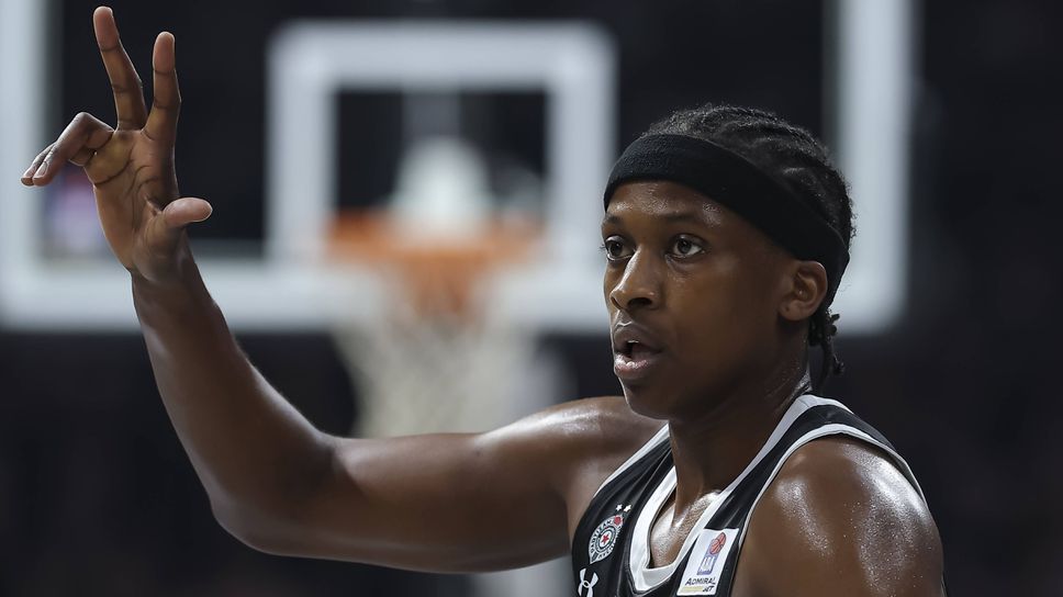 Олимпиакос продължава да търси активно играч на позицията гард преди