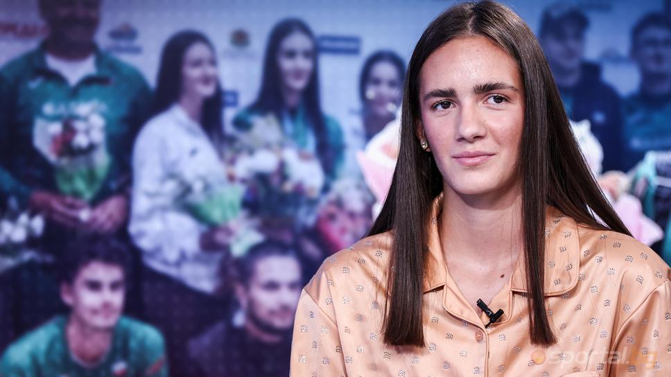 Виктория Ангелова в "Гостът на Sportal.bg": Още на първия ден в атлетиката се разплаках