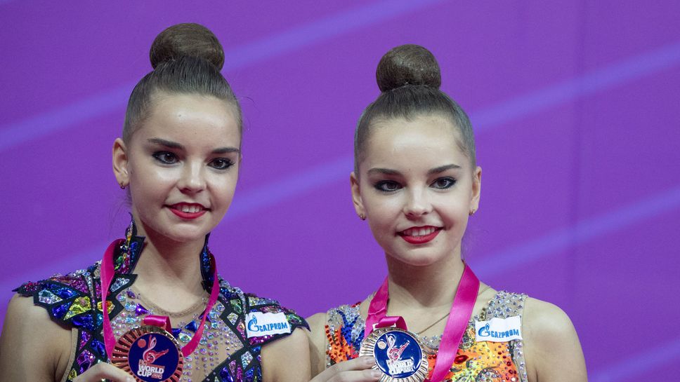 Арина и Дина Аверини с нов треньор на Световното