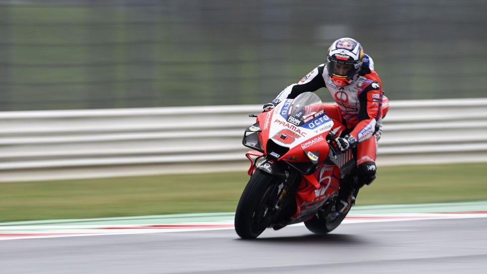 Йоан Зарко спечели първата тренировка на наводнената „Мизано“