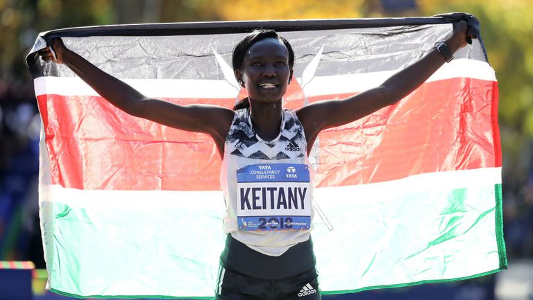Трикратната шампионка на Лондонския маратон Мери Кeйтани ще влезе в