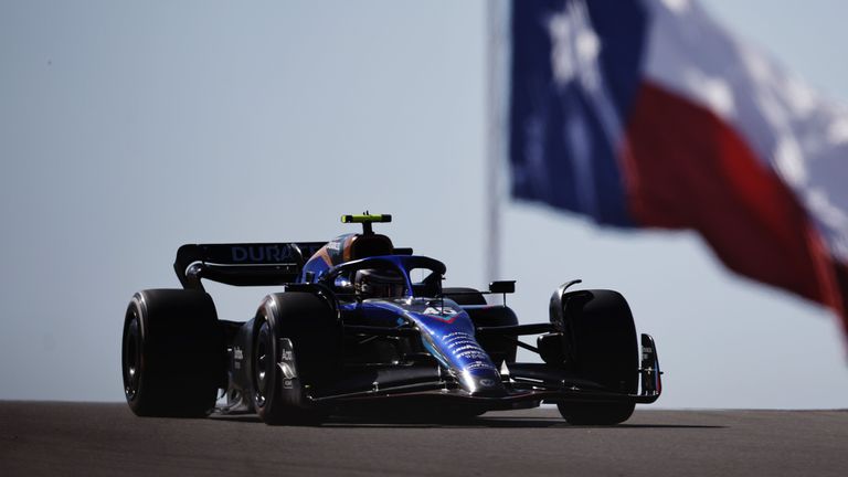 Логан Саджънт направи своя дебют в свободна тренировка във Формула
