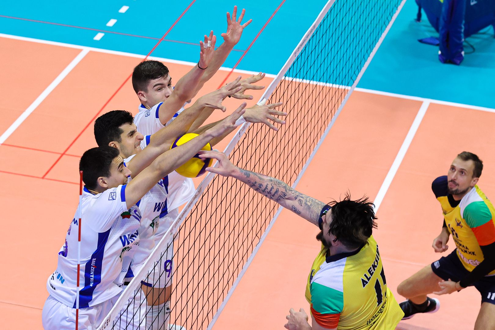 Николай Желязков и Левски шокираха шампиона Хебър в Пазарджик