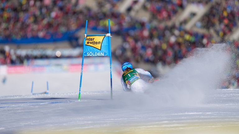 Сезонът в Световната купа по ски алпийски дисциплини претърпя фалстарт след