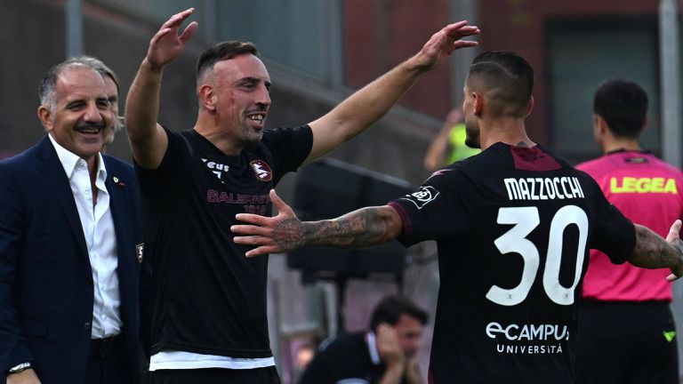 Салернитана зарадва Франк Рибери в деня в който той се