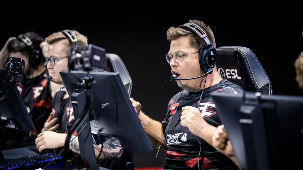 FaZe измъкна първия голям трофей по CS2