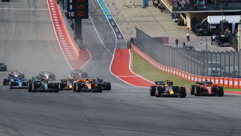 Леклер: На старта и аз щях да постъпя като Макс