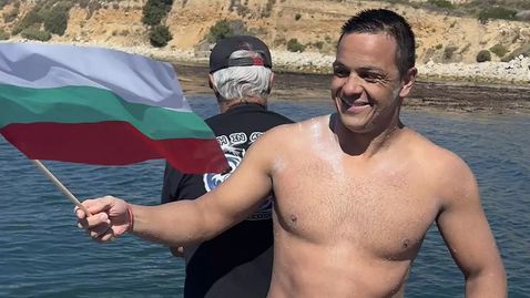 Цанко Цанков тръгва с оптимизъм за Световната купа по зимно плуване в Полша