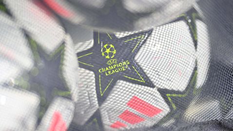 Интересни резултати в Шампионската лига заплетоха интригата преди последните мачове