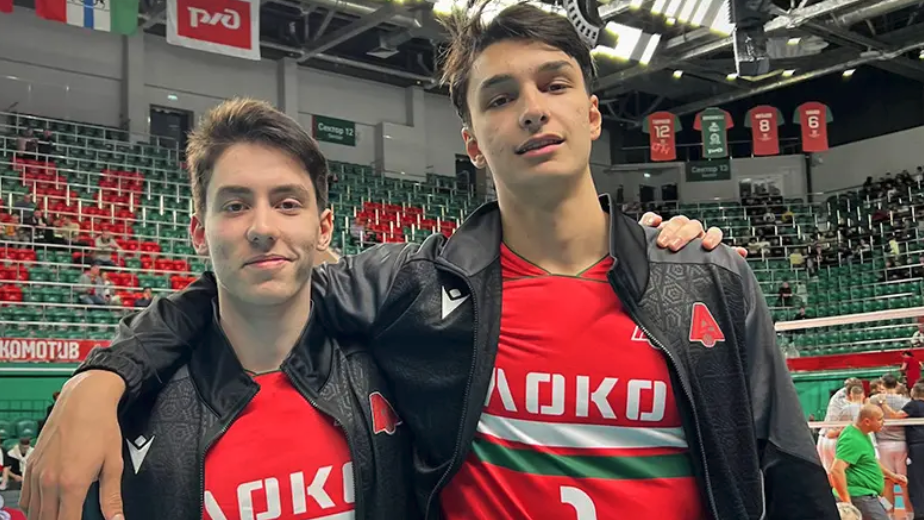 Световният вицешампион с националния отбор на България Симеон Николов записа