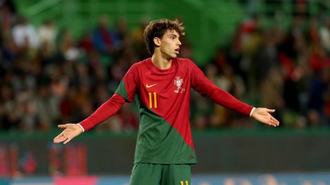  От Атлетико обмислят да преотстъпят португалски национал през зимата, Ман Юнайтед главен любимец 