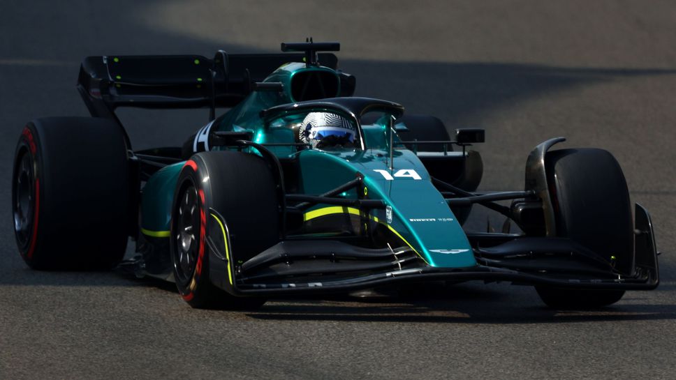 Мерцедес и Астън Мартин с двудневен тест в Испания