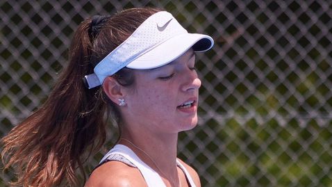 Лия Каратанчева отпадна в първия кръг на двойки в Маунт Бери