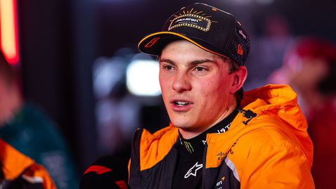  Разпитват австралийски министър поради Пиастри и Макларън 