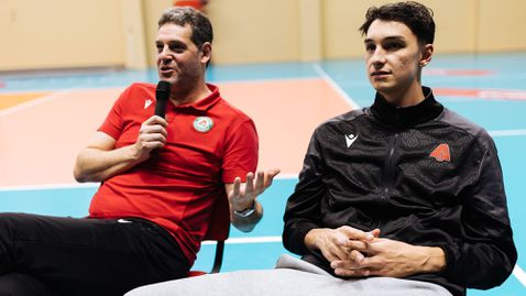 Пламен Константинов обяви: Ако Николов не остане в Локомотив, ще вземем Де Чеко