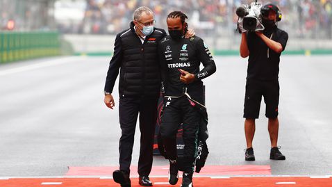 Доменикали не вярва в слуховете за оттеглянето на Хамилтън от Формула 1