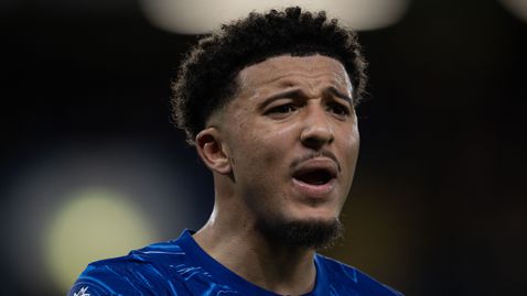 Моуриньо и Фенербахче спасяват Джейдън Санчо