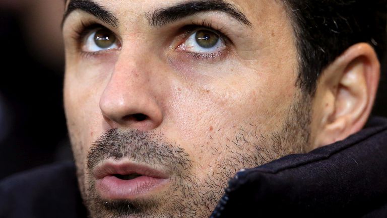 Мениджърът на Арсенал Микел Артета се очаква да получи предложение