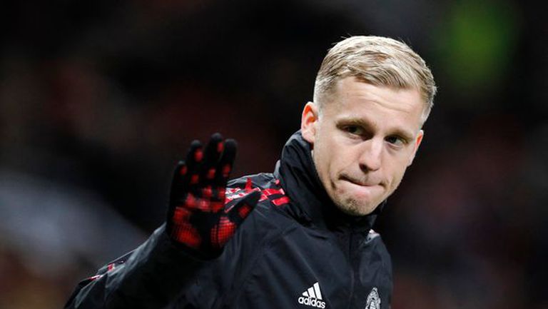  Три клуба от Англия желаят Ван де Беек 