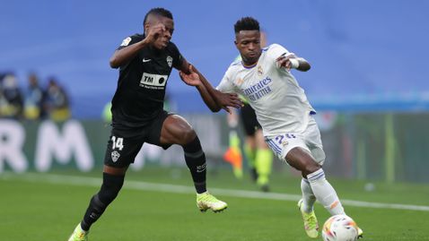  Гол в 92-рата минута избави Реал Мадрид от непредвидена загуба 