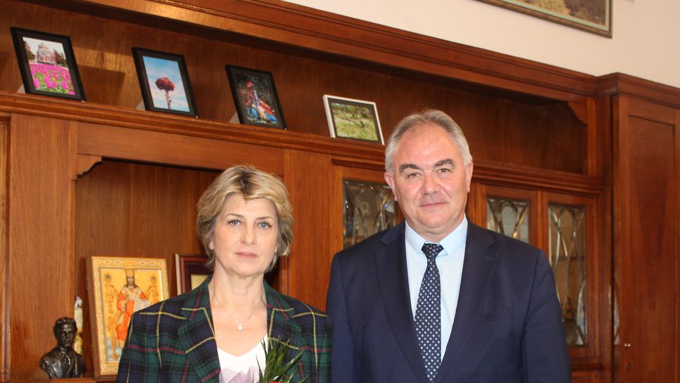 Министър Весела Лечева: Трябва да се намерят механизми, по които да се инвестира в спортната инфраструктура