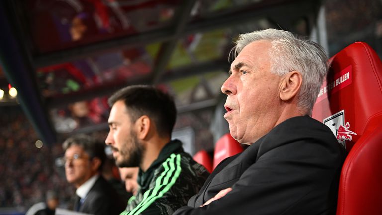 Наставникът на Реал Мадрид Карло Анчелоти показа колко земен човек