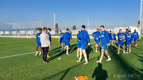  Арда тренира при хубаво време, Светльо Ковачев въртеше обиколки 