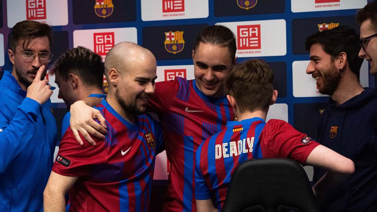 Българският талант в League of Legends Димитър LeBron Костадинов изглежда