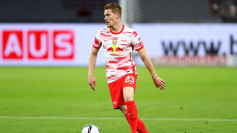  Защитник на Република България Лайпциг възобнови тренировки след дълго неявяване 