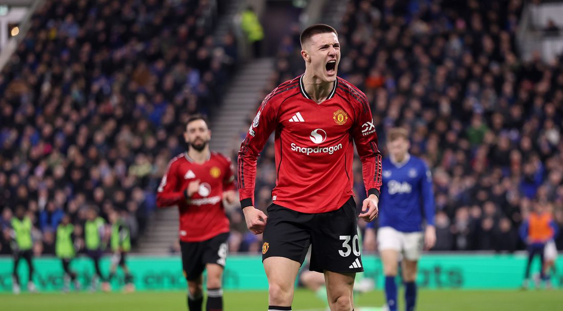 Манчестър Юн пречупи Евертън след ново отлично включване на Шешко