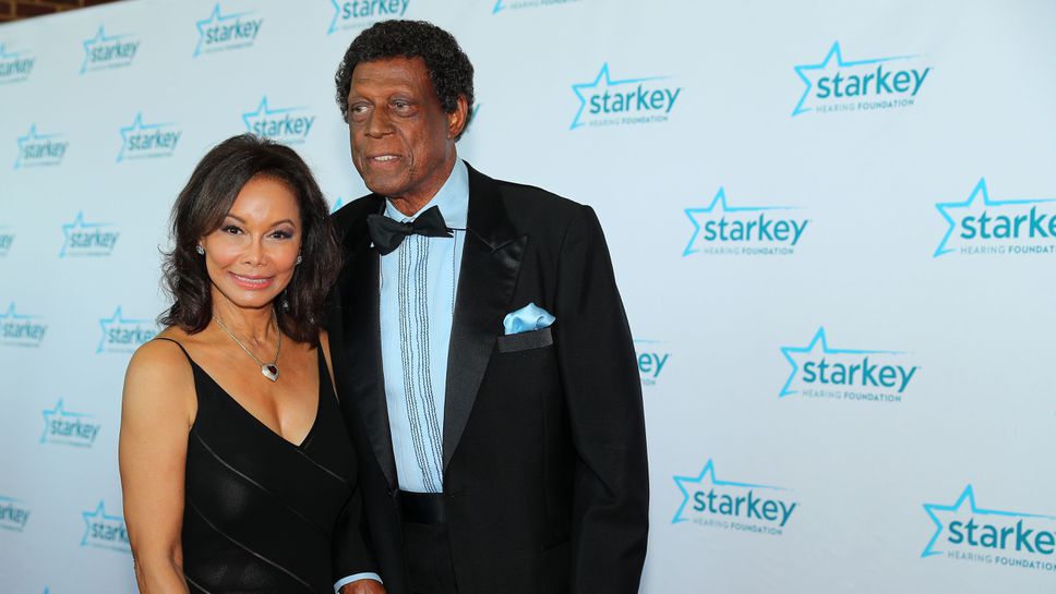 Почина легенда на НБА и Лос Анджелис Лейкърс