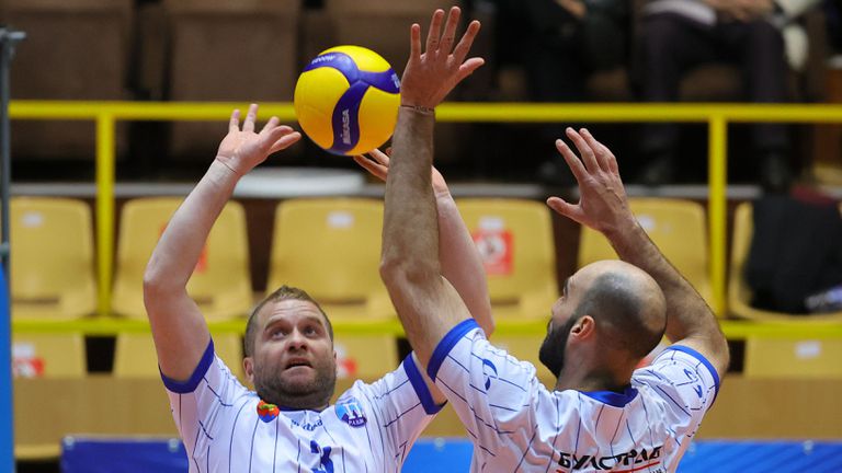 Любомир Агонцев ще продължи да играе за волейболния Пирин съобщиха