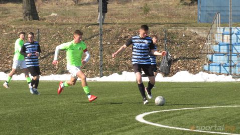  Дубълът на Черно море посреща връстниците си от Русе 